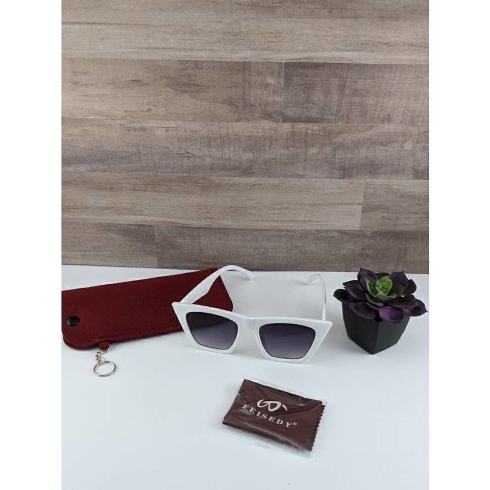White Retro Style Sunglasses